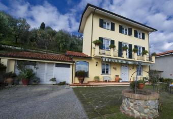 B&B Il Trebbio has Balcony rooms