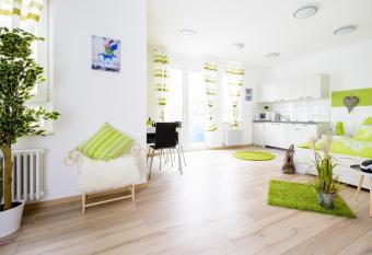 Breisach City-Appartements has Balcony rooms