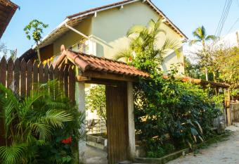 Ilha Flat Boganville has Balcony rooms