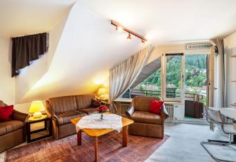 Ferienwohnung Weitblick has Balcony rooms