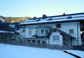 Apartment Graber has Balcony rooms