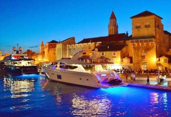 Apartments Silvana has Balcony rooms