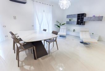 Luxury Dream Rooms has Balcony rooms