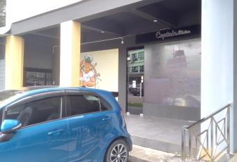 101 Hotel Bintulu allows 18 year olds to book a room