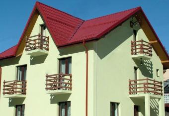 Villa Melania allows 18 year olds to book a room