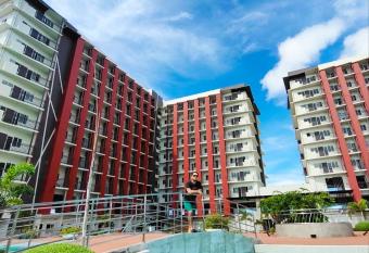 Stefan s Cozy Place has Balcony rooms