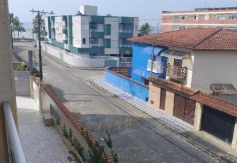 AP 50 Metros do Mar has Balcony rooms