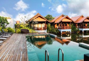 Farmers Villa CoLiving Space allows 18 year olds to book a room