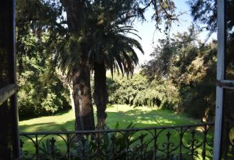 Akasha suites - Bed and Breakfast has rooms with a private hot tub