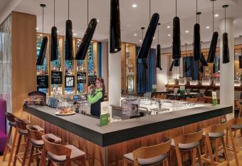 Holiday Inn Frankfurt - Alte Oper, an IHG Hotel allows 18 year olds to book a room