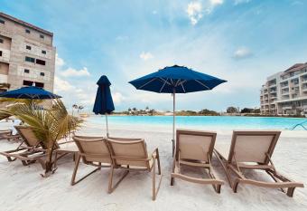 Exclusivo Apartamento 2 habs Baia Kristal has Balcony rooms