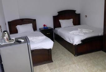 Middle east pyramids view has rooms with a private hot tub