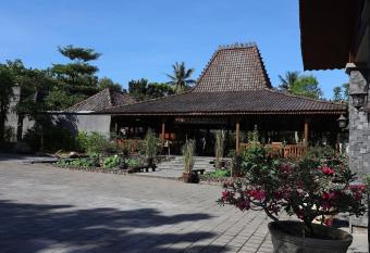 Amata Borobudur Resort has Balcony rooms