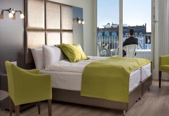 Boutique Hotel Bellevue Rheinfelden / Basel has Balcony rooms