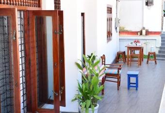 Happy Tuna Guesthouse has Balcony rooms