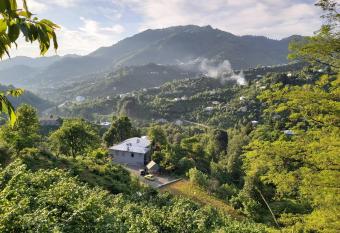 Mtirala House has Balcony rooms