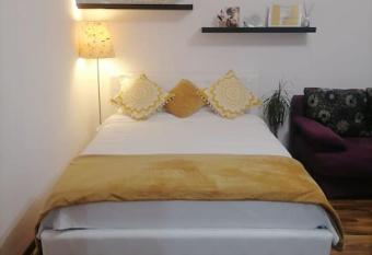 Entire rental unit in Bucure  ti has Balcony rooms