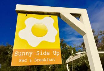 Sunny Side Up B&B Rye allows 18 year olds to book a room