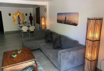 Fong Kaew and Baan Nang Fa Guesthouse has Balcony rooms