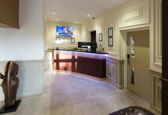 Dreams Hotel allows 18 year olds to book a room