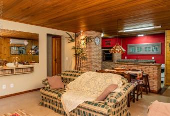 Chal   Bela Vista allows 18 year olds to book a room