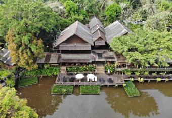 Sepilok Nature Resort has Balcony rooms