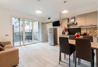 Modern and spacious apartment with terrace allows 18 year olds to book a room