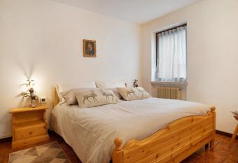 Appartamento Eva has Balcony rooms