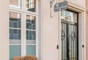 Loft room Herenhuys has Balcony rooms