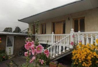 Nino s Guest House allows 18 year olds to book a room