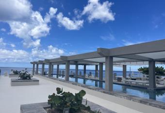 Sunset Hideaway has Balcony rooms