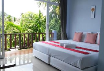 Hotel Rung Phangan has Balcony rooms