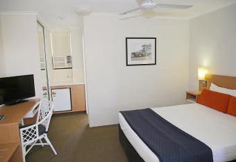 Darcy Arms Hotel Motel allows 18 year olds to book a room