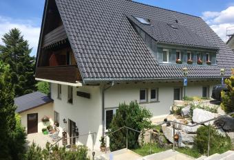 Relax Pension Feldberg has Balcony rooms
