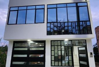 Casa en Mesitas para 16 personas has Balcony rooms