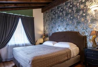 Corte Bioti has Balcony rooms