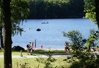 L  ngasj  n  s Camping & Stugby has Balcony rooms