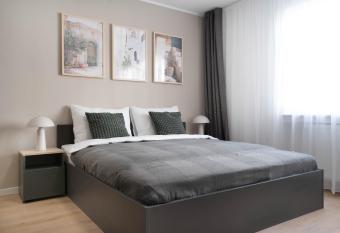Central Bonn Apartments I home2share allows 18 year olds to book a room