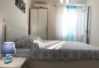 Apartments Milanovi   has Balcony rooms