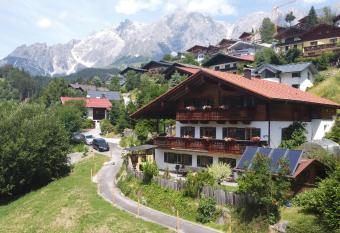 Ferienwohnung Haus Meissl has Balcony rooms