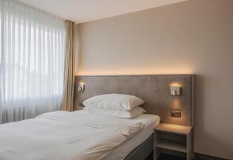 Amanthos Living Z  rich Airport has Balcony rooms