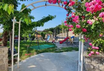 Villa Veronika has Balcony rooms