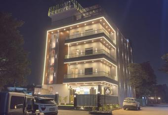 The Crown Prince allows 18 year olds to book a room