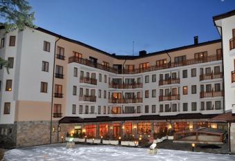 Villa Park Guest Apartments has Balcony rooms