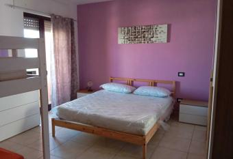 Interno 7 has Balcony rooms