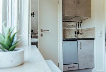 Proud-Apartments Gie  en allows 18 year olds to book a room