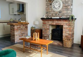 The Cosy Nook has Balcony rooms