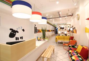 To Zleep Hotel Khaolak allows 18 year olds to book a room