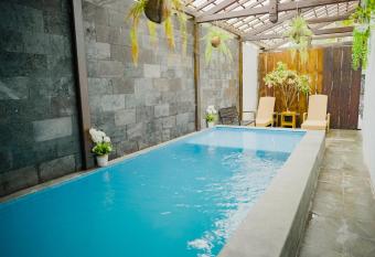 OstiC House allows 18 year olds to book a room