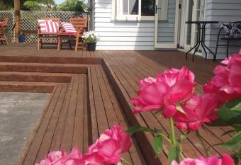 Scottbase B and B allows 18 year olds to book a room